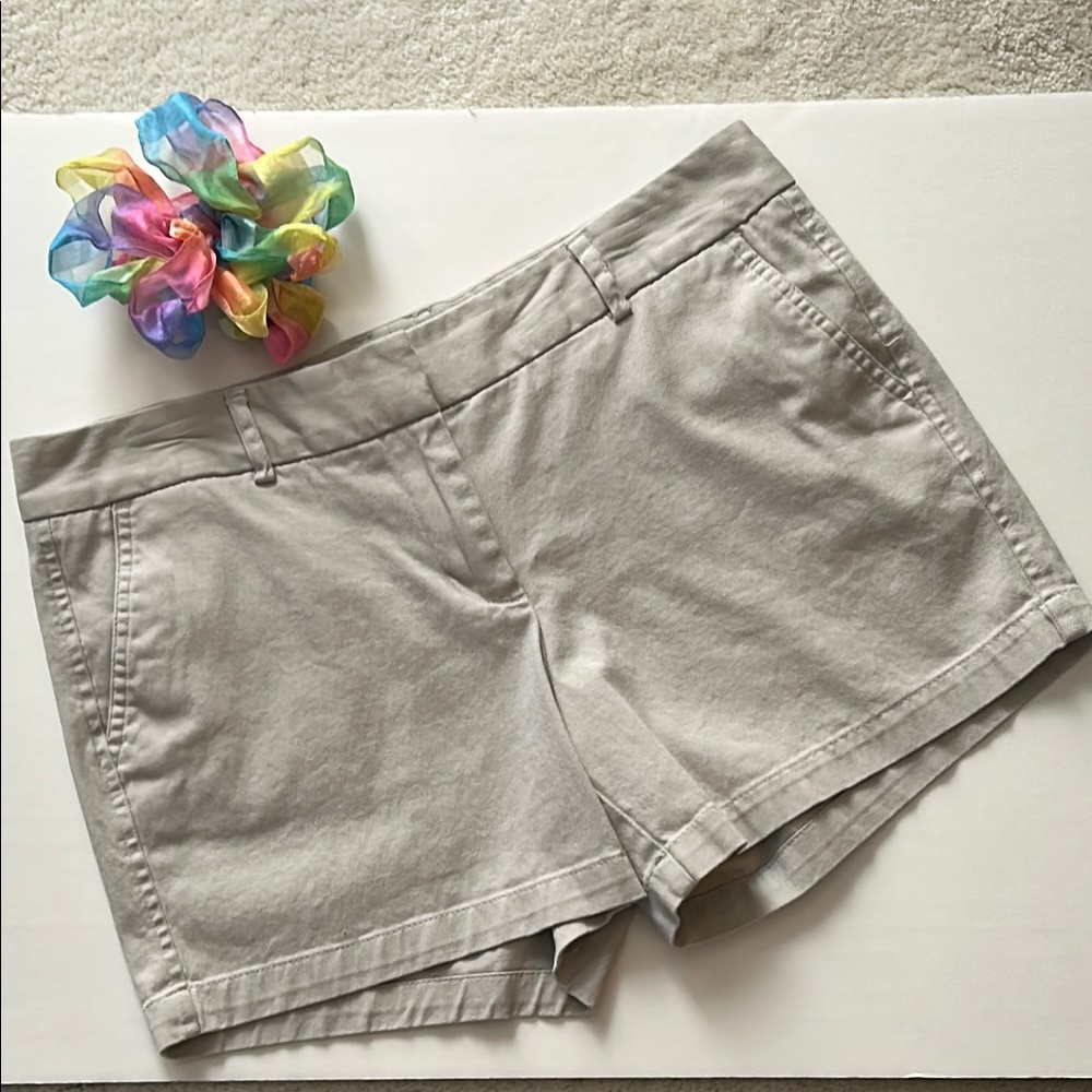 Land’n Sea Chino Shorts with Flat Front Design Beige